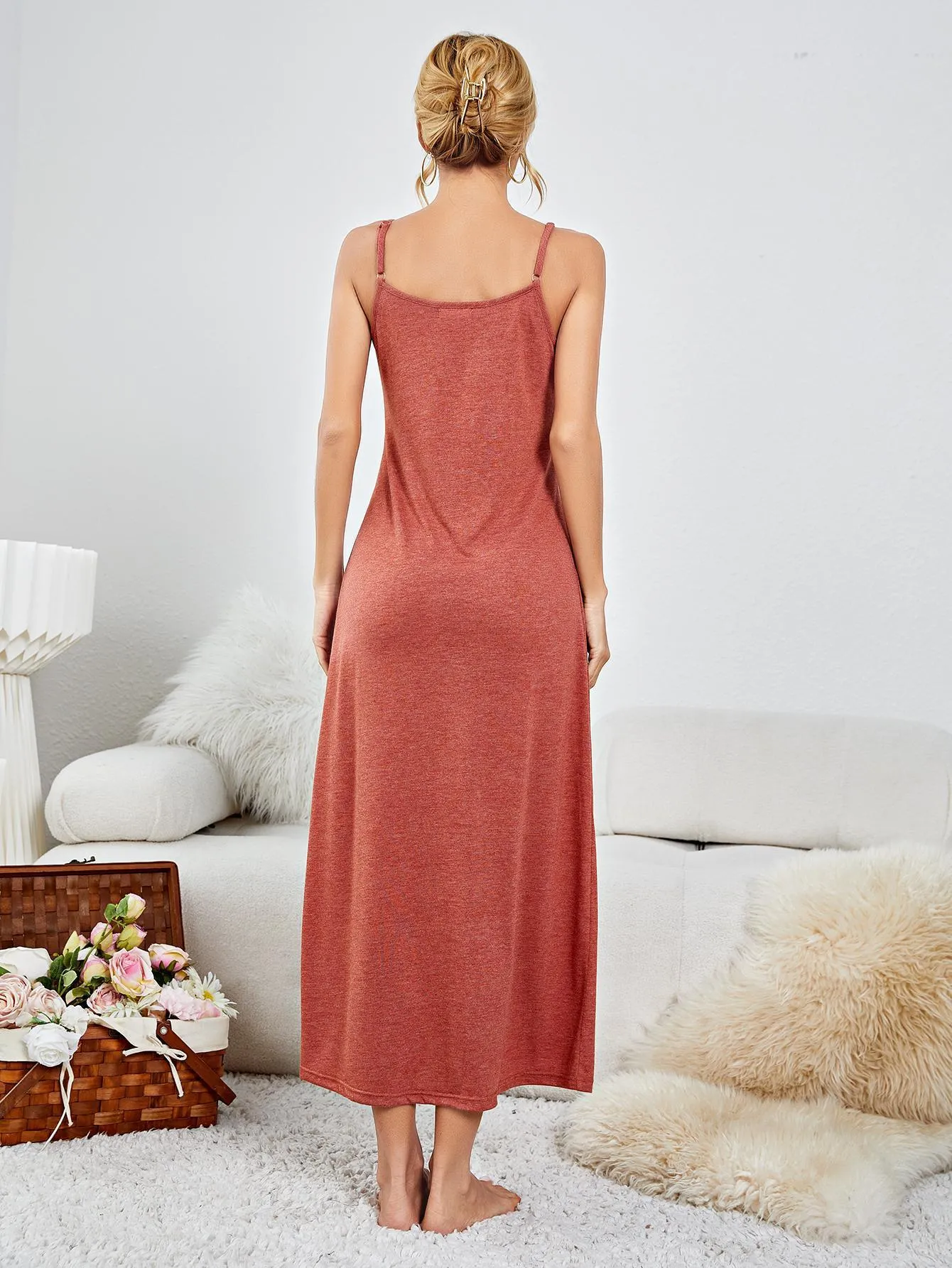 Chic Sleeveless Nightgown with Stylish Scoop Neck for Ultimate Comfort