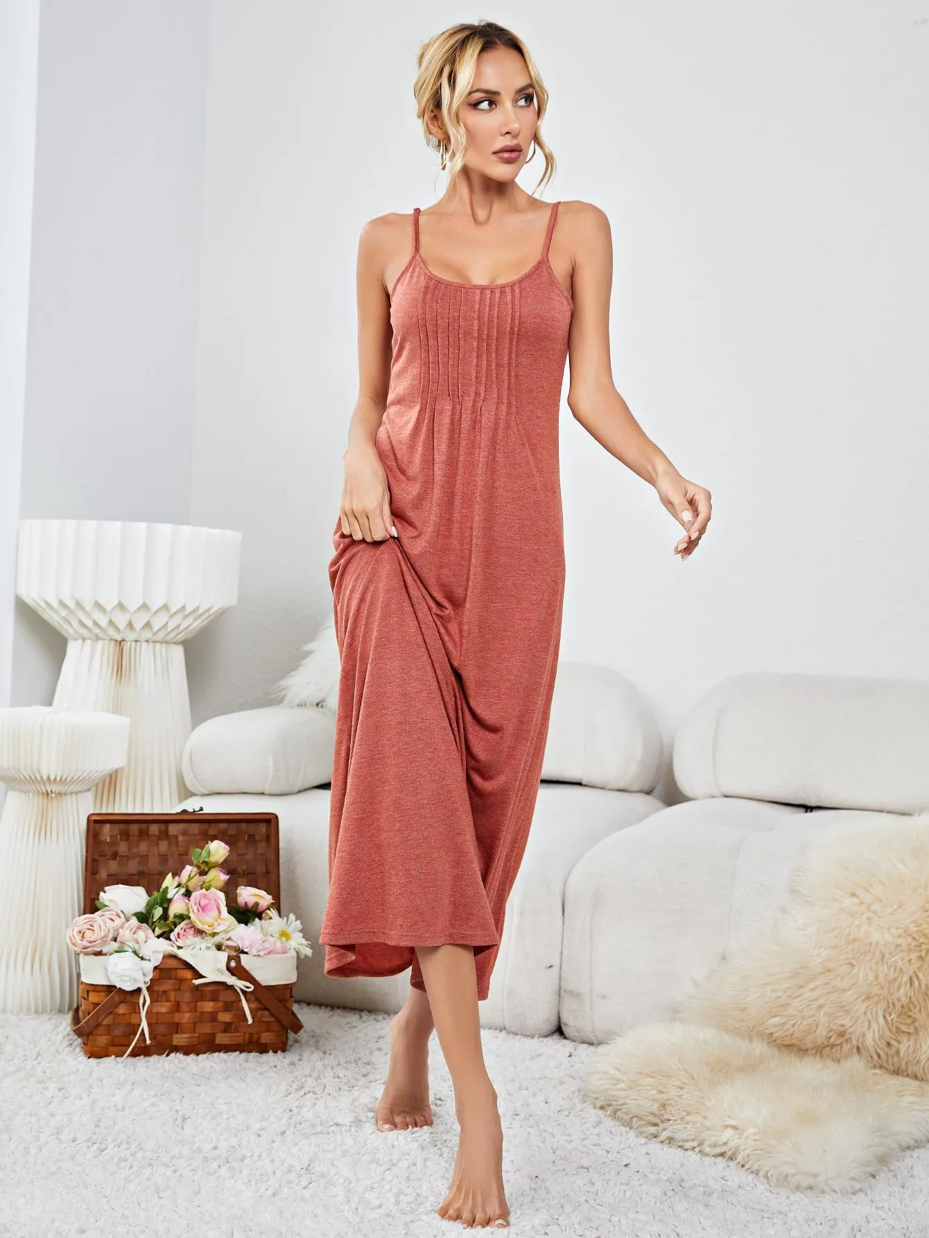 Chic Sleeveless Nightgown with Stylish Scoop Neck for Ultimate Comfort