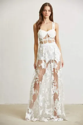 Elegant Blossom Lace Evening Gown 2024 for Florida Nights | Myla