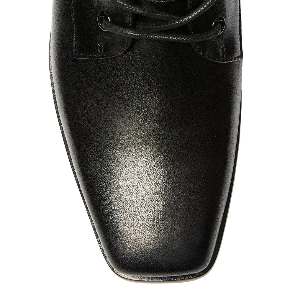 Journey Boot in Black Leather