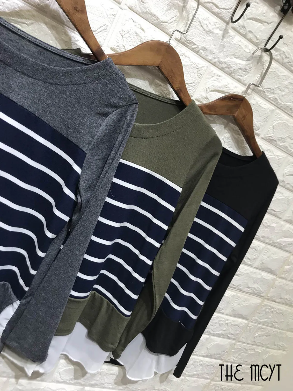 Kelly Layering Top