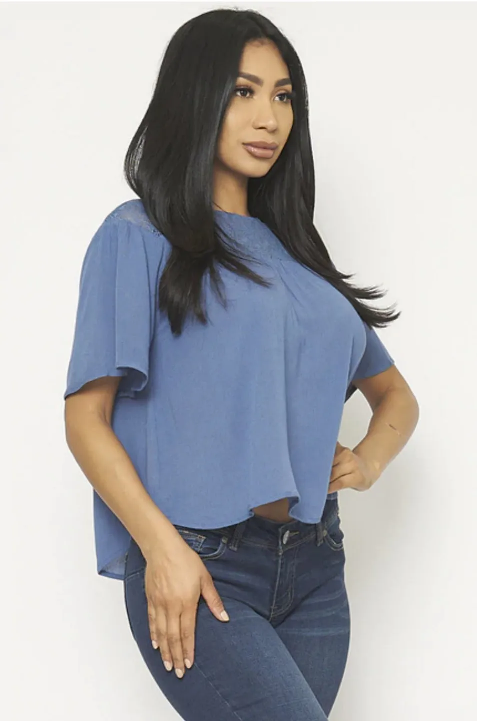 Women's Short Sleeve Lace Detail Swing Top