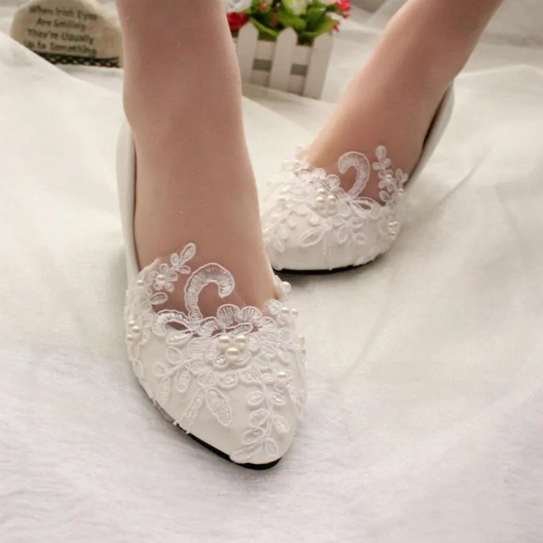 Women's white lace comfortable wedding shoes